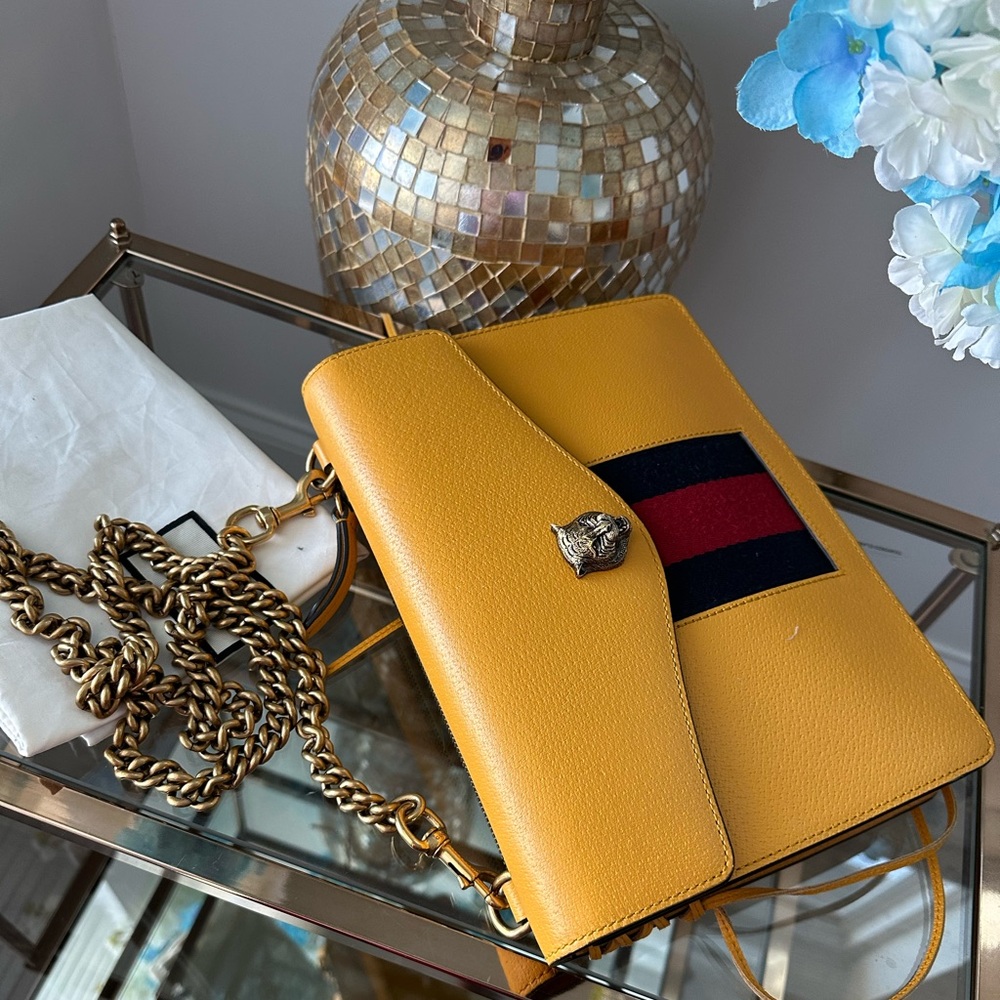 Gucci Mustard Leather Shoulder Bag with Gold Chain - Picture 13 of 16